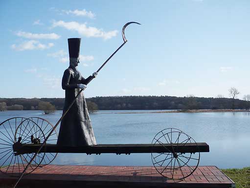 Charon: Charon bei Hochwasser