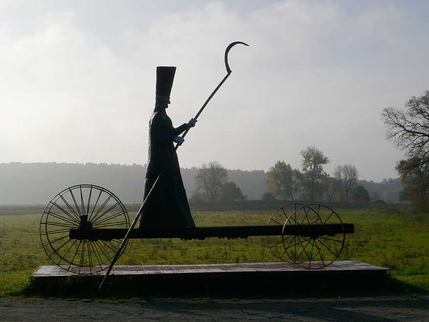 Charon: Charon im Morgennebel